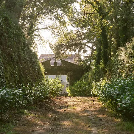 Pazo En Rias Bajas 빌라 부에우